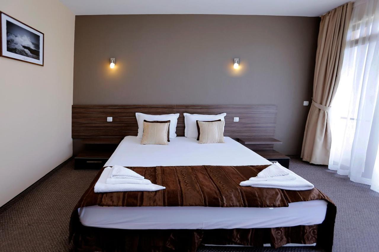 Coral Hotel เปาโมเรีย ภายนอก รูปภาพ